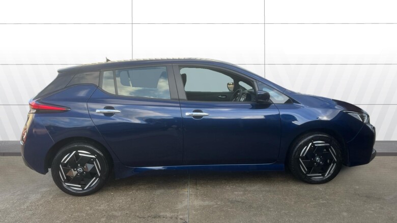 Nissan LEAF 110kW Acenta 39kWh 5dr Auto Electric Hatchback